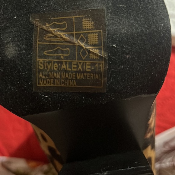 Leopard Elastic Boot - Picture 5 of 5